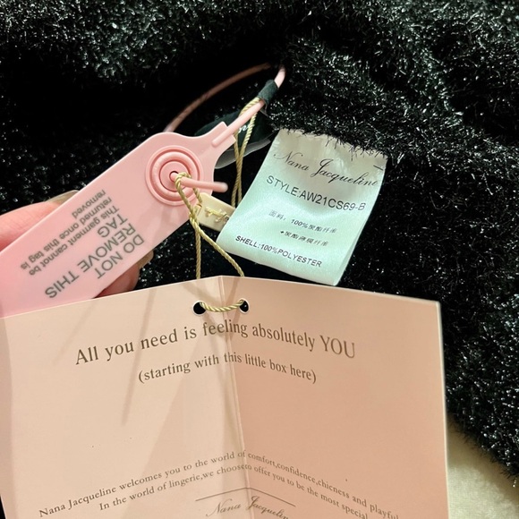 Nana Jacqueline Black Raya Sweater M (new with tag and box) - Picture 3 of 4